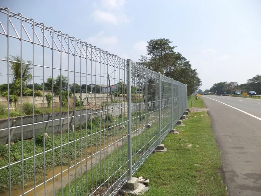 Roll Top (BRC) Fence supplied by NRH Infinity Empire